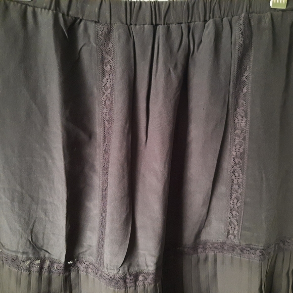 Falcon & Bloom black silk knee length skirt size M - Picture 8 of 12